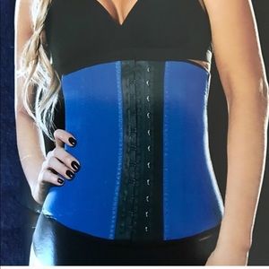 🦋Ann Cherry Waist Trainer🦋🦋🦋🦋🦋